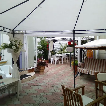 Vilari 3*